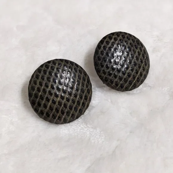 Vintage 1980's Faux Leather "Attitudes by Paris" Clip Button Earrings - Picture 3 of 6